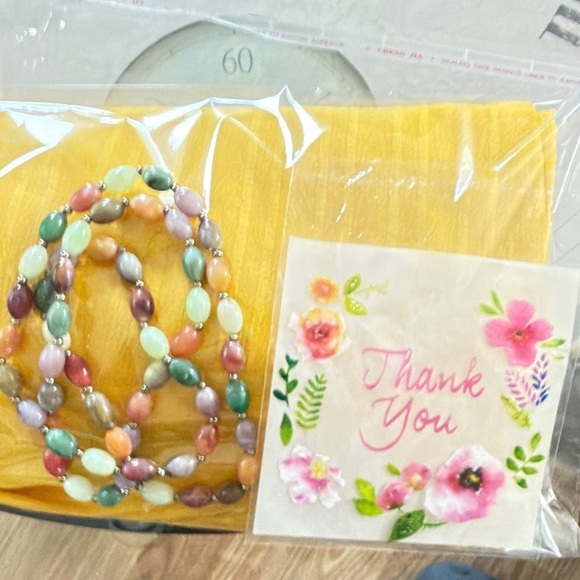 New Yellow Neck Textured Simple Blouse - Picture 7 of 7